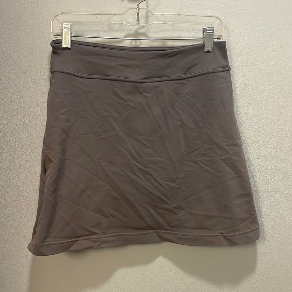 𝅺ATHLETA woman’s grey tennis skirt